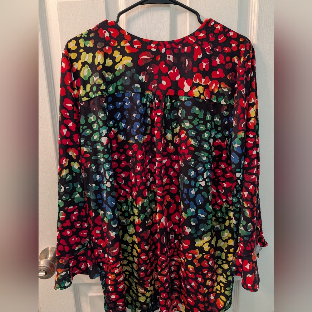 Colorful Leopard Print Top by Calessa Size Large - Picture 6 of 6